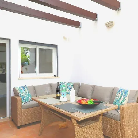 Casa Canada-spacious 3 Bed House, O Pomar