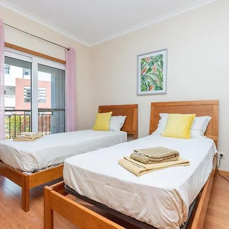 Dom wakacyjny Casa Canada-spacious 3 Bed House, O Pomar