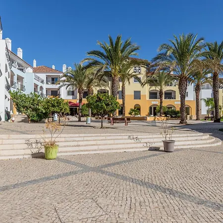 Casa Canada-spacious 3 Bed House, O Pomar Holiday home